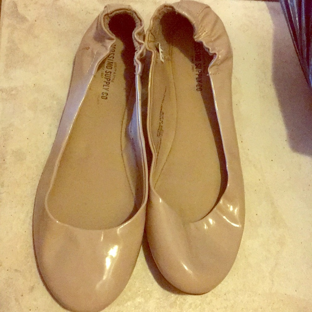 Mossimo Supply Flats!